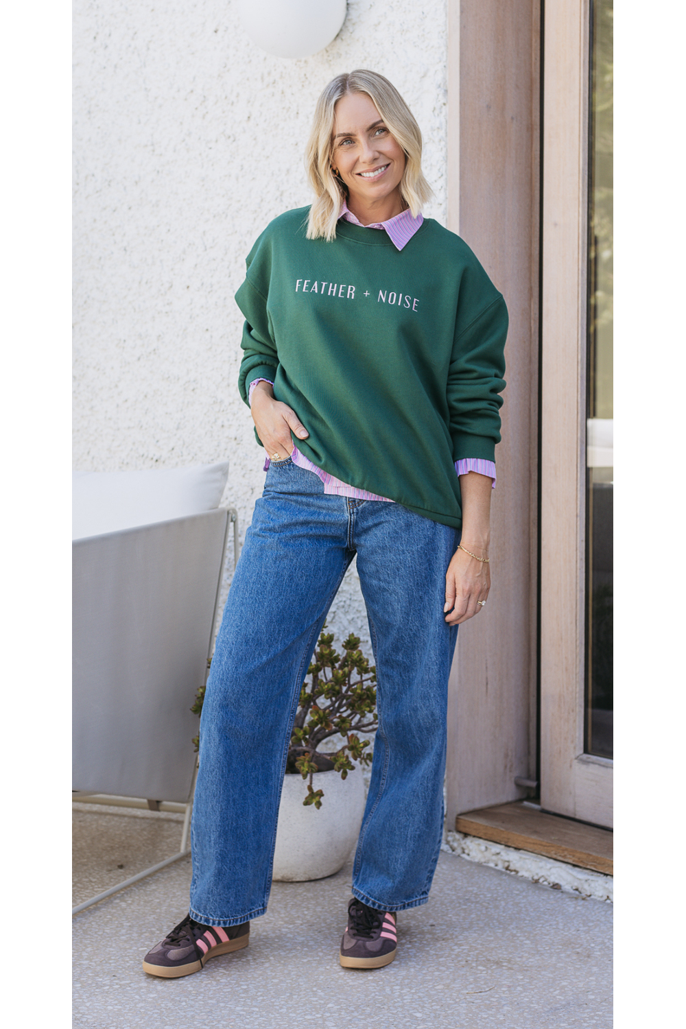 Essential Logo Crew Green