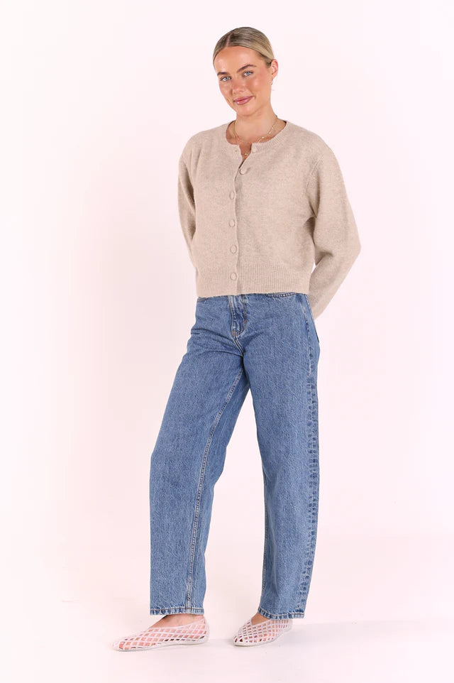 May Cardi Oat