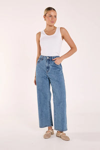 Stevie Cropped Jean Deep Blue