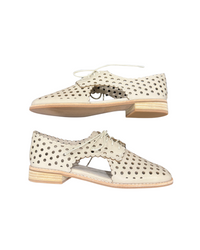 Adalina Flat Almond