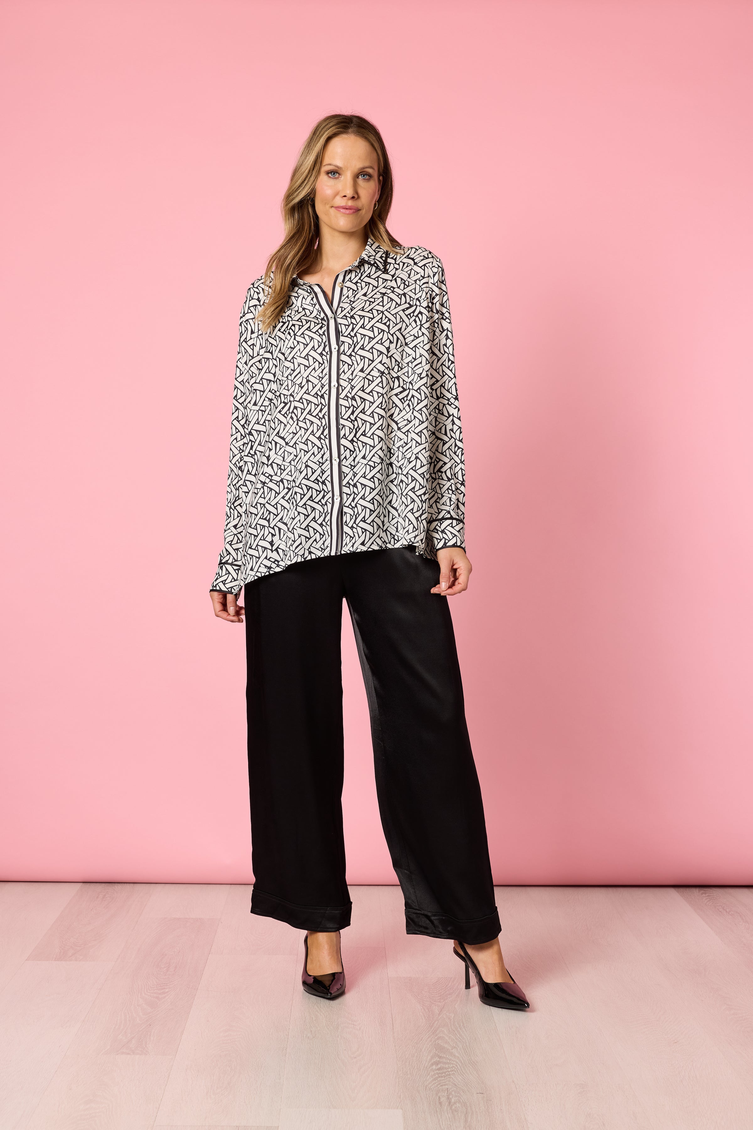 Ava Print Shirt Black