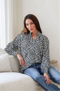 Barcelona Pastel Vine Top Black