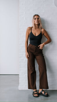 Arabella Straight Jean Chocolate