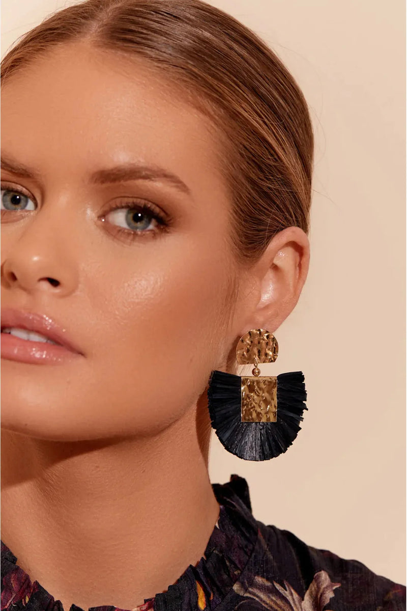 Beaten Metal Fringe Earring Black