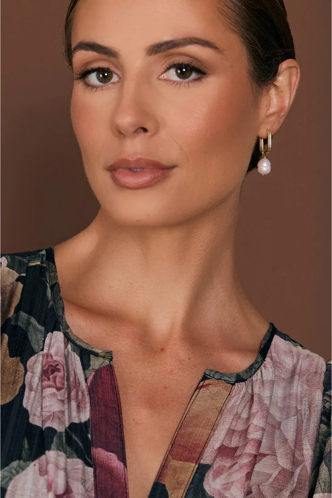 Rectangle Link Pearl Drop Earring Gold