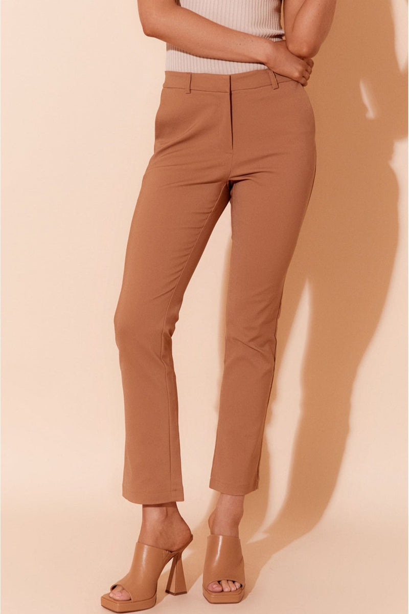 Tara Pant Camel
