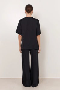 Martina Tee Black