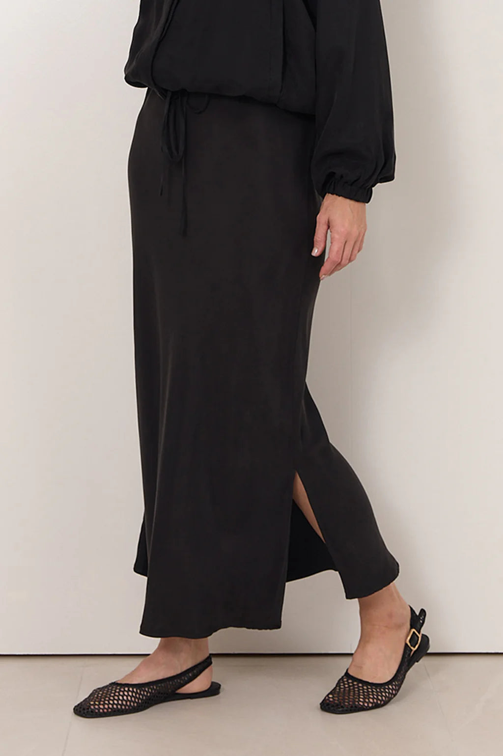 Jess Cupro Skirt Black