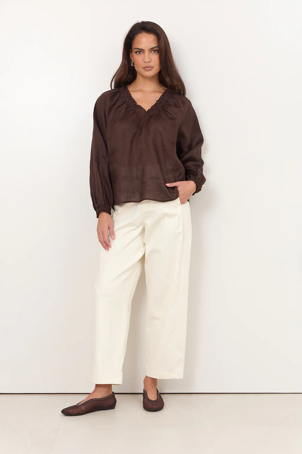 Azari Linen Top Chocolate