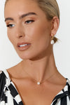 Pearl Centre Short Necklace Gold