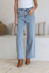 Lissa Wide Girlfriend Jean Light Blue