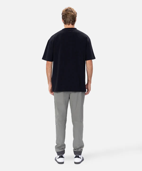 The Newport Tee Black