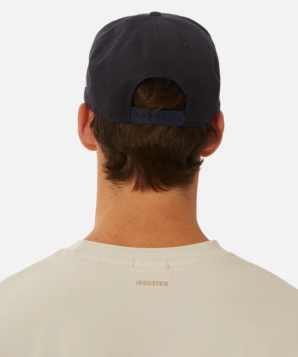 The Newport Tee Grain