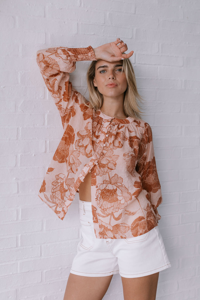 Ava Floral Top Tan/Blush