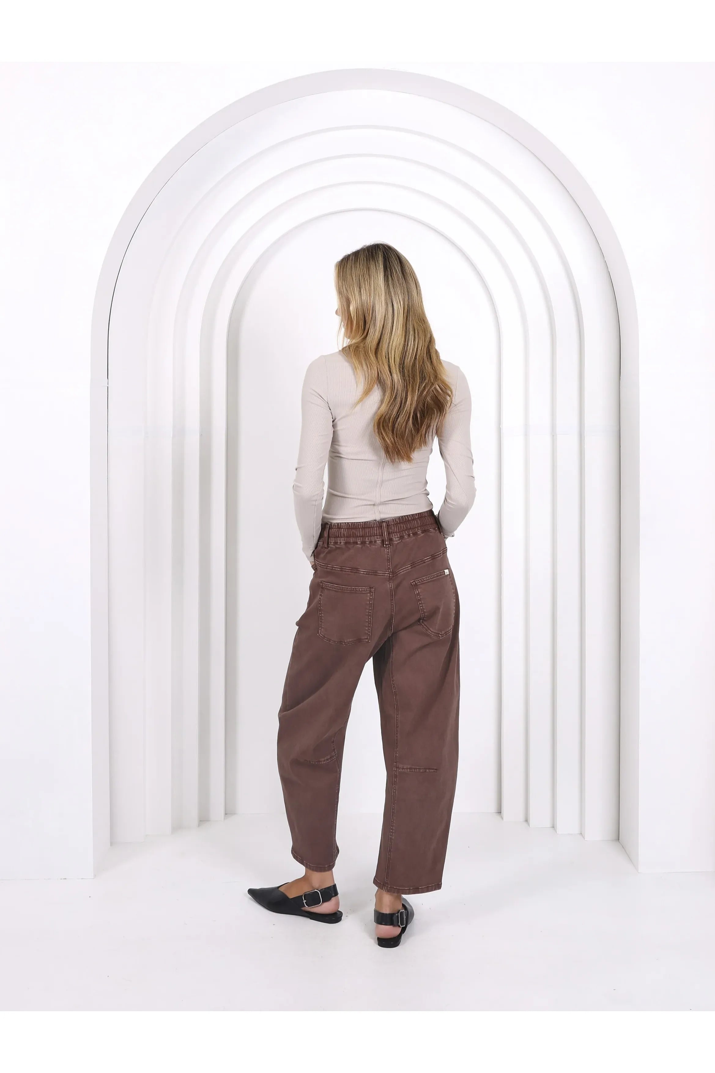 Leo Barrel Jeans Chocolate