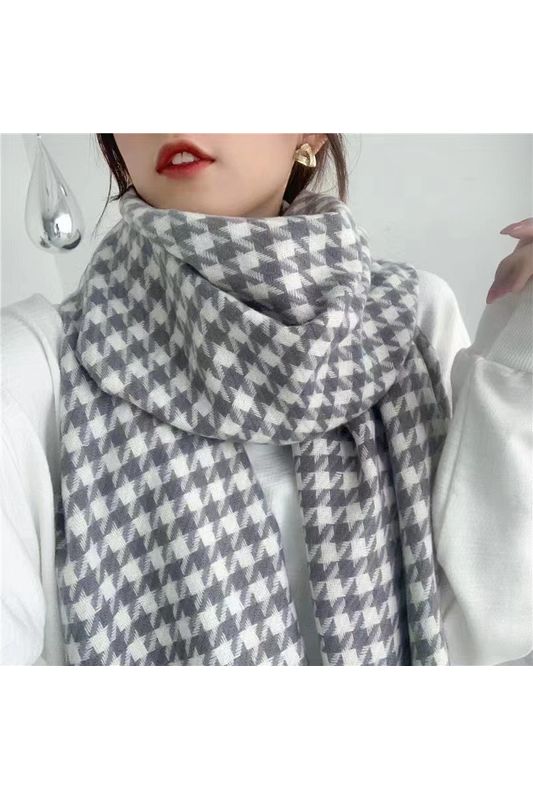 Small Narrow Houndstooth Scarf Grey