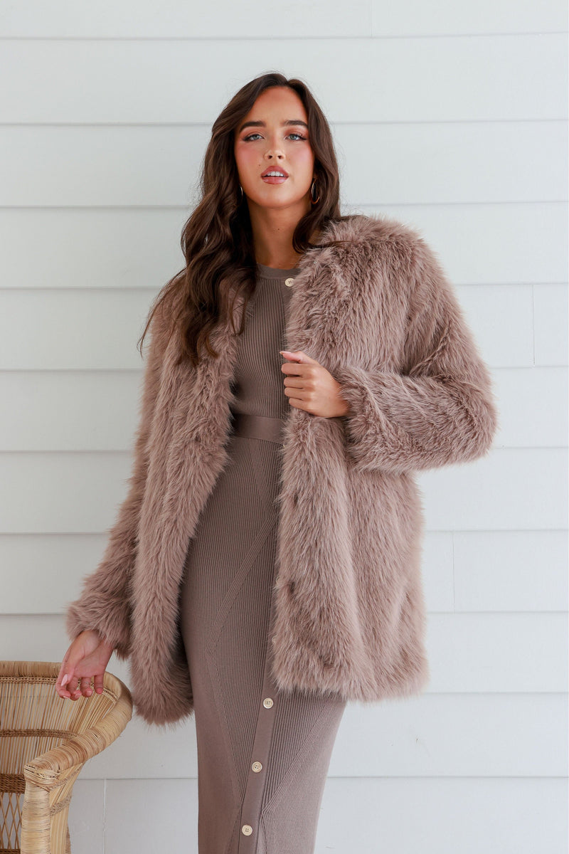 Kendall Fur Cost Latte