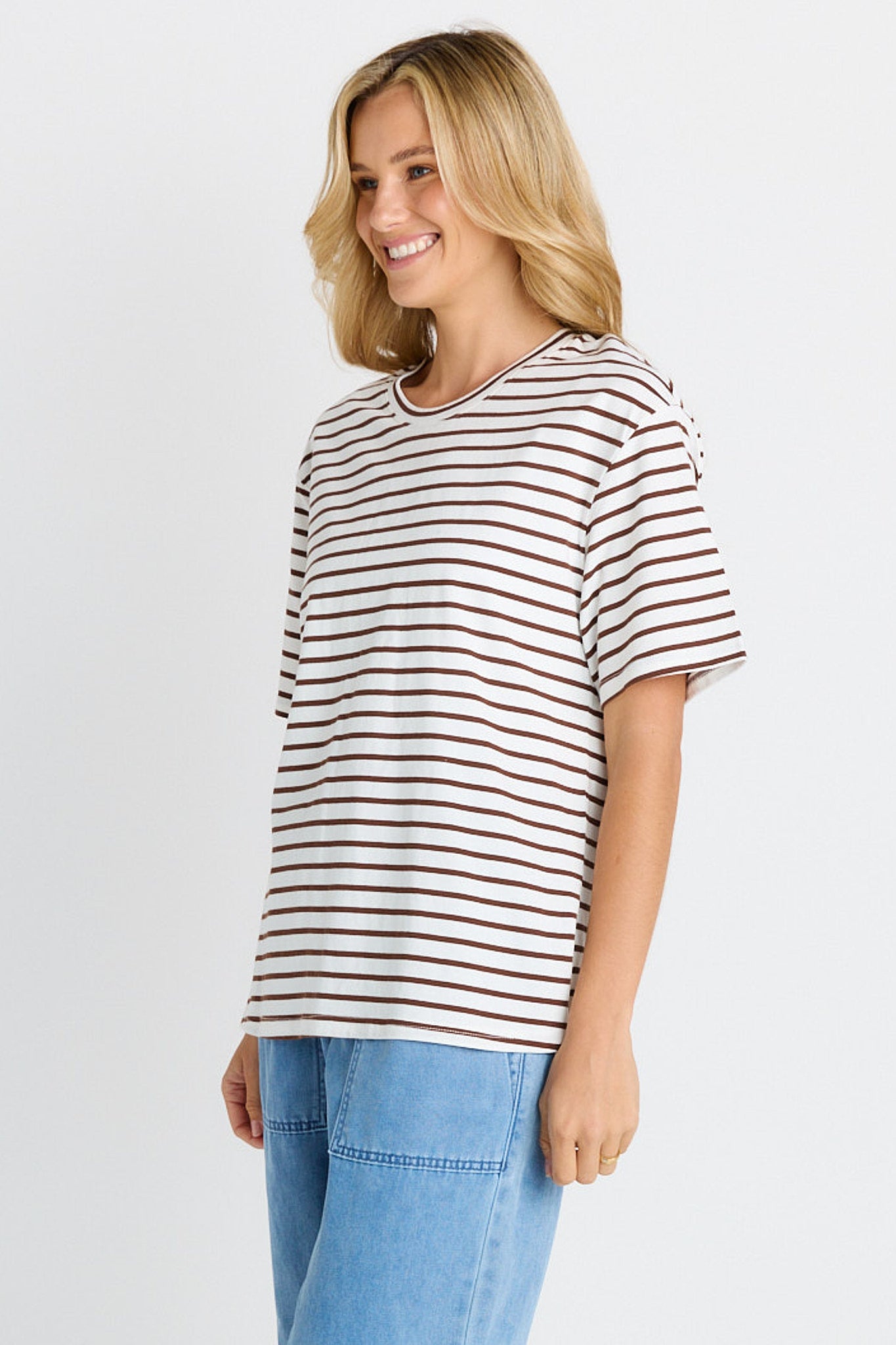 Relax Boxy Tee Chocolate