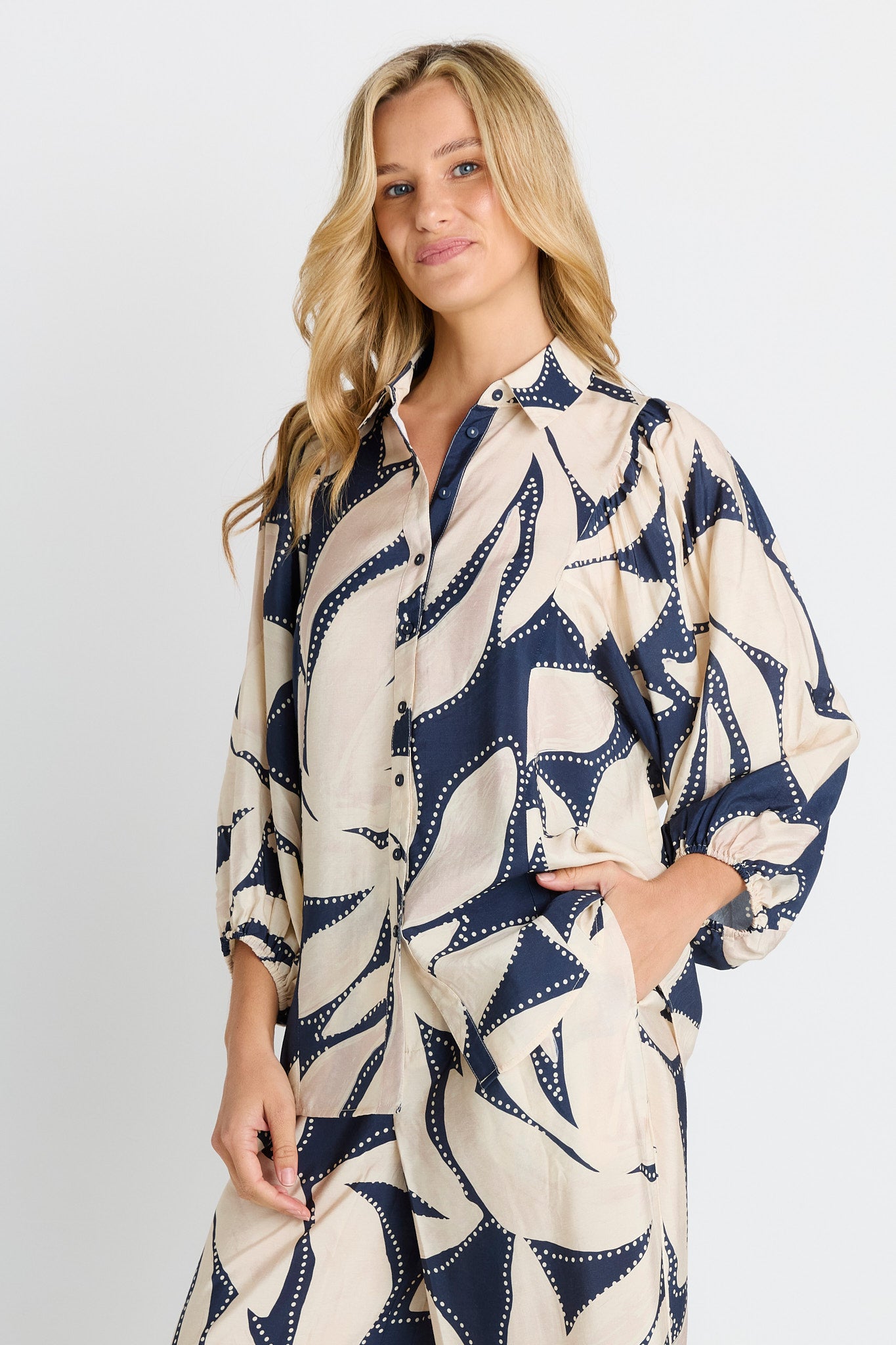 Nova Shirt Navy Floral